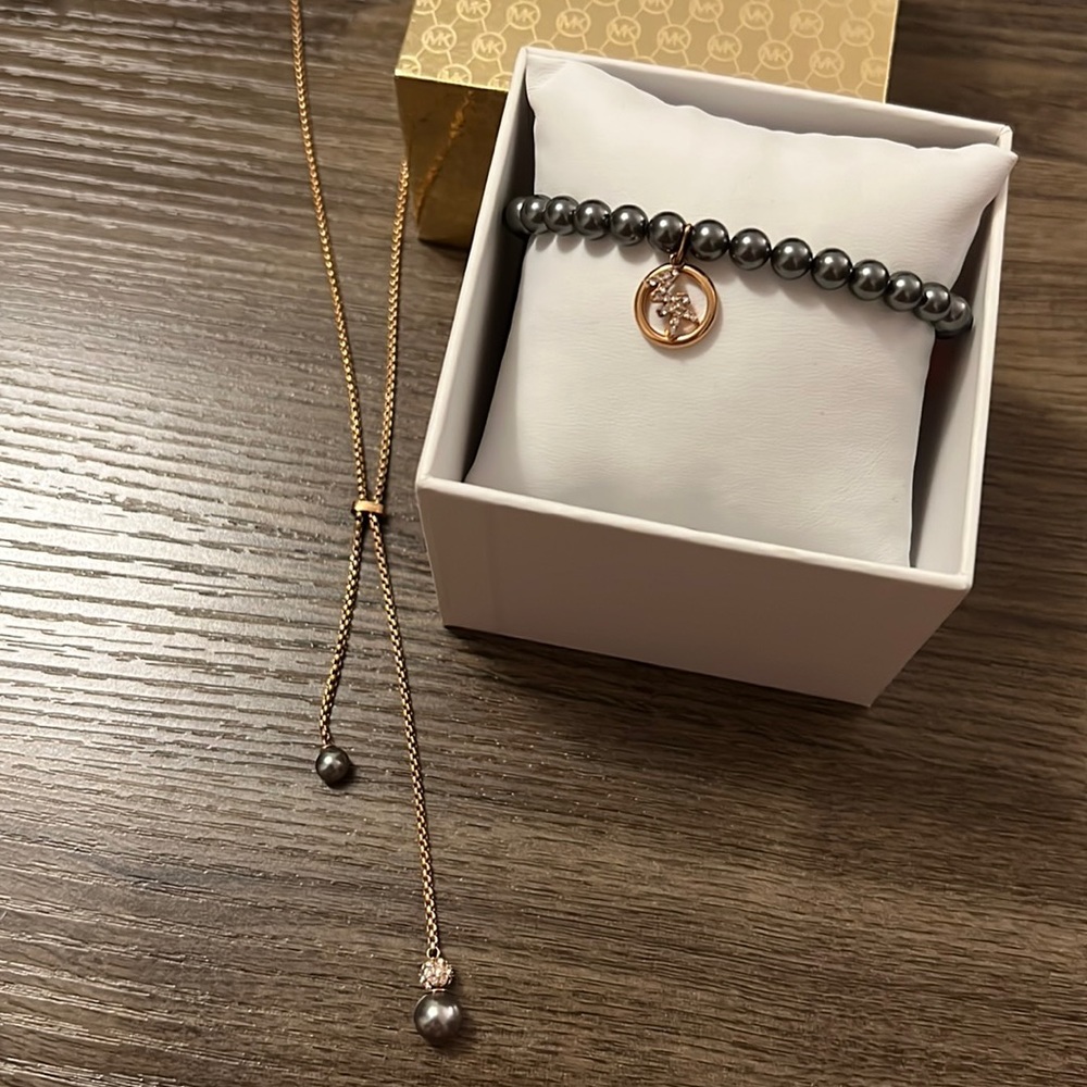 NEW Michael Kors Rose Gold Modern Classic Pearl Bracelet and Necklace Set